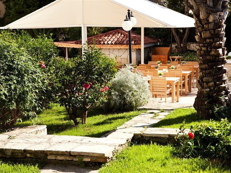 Villa Adora Beach Side Eksteriør bilde